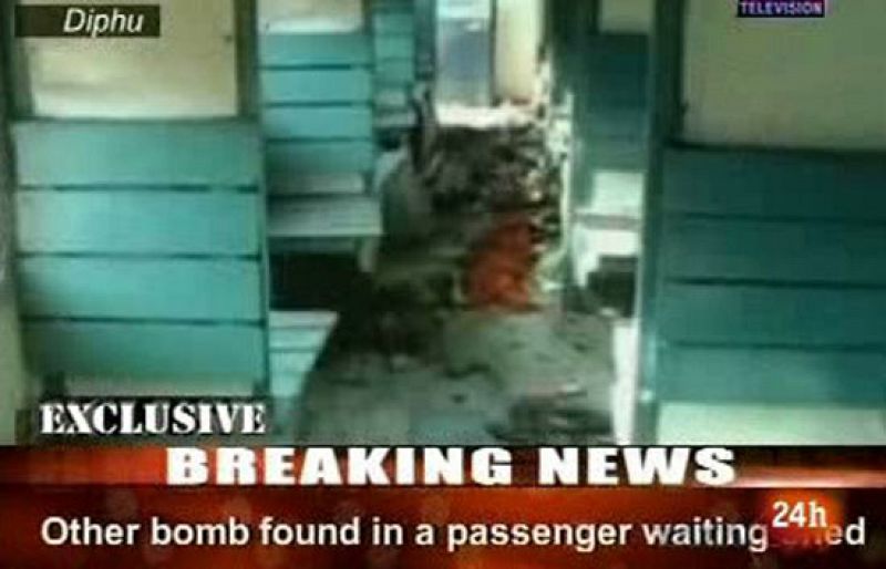 Al menos 3 muertos y 30  heridos en una explosión en un tren en la India