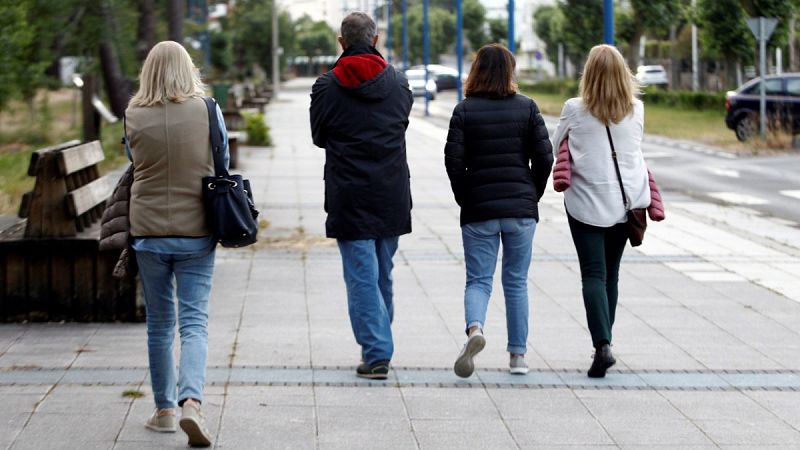 Frustración en la costa coruñesa ante la llegada de visitantes foráneos