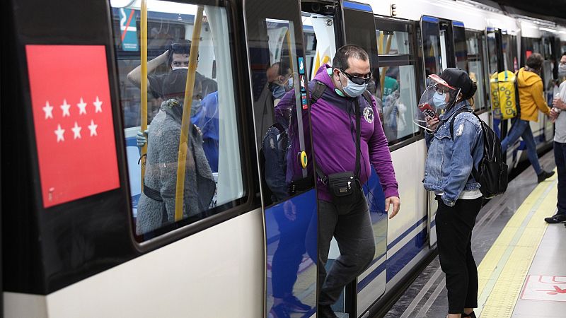 Autobuses y trenes permitirán ocupar la totalidad de sus asientos desde el lunes