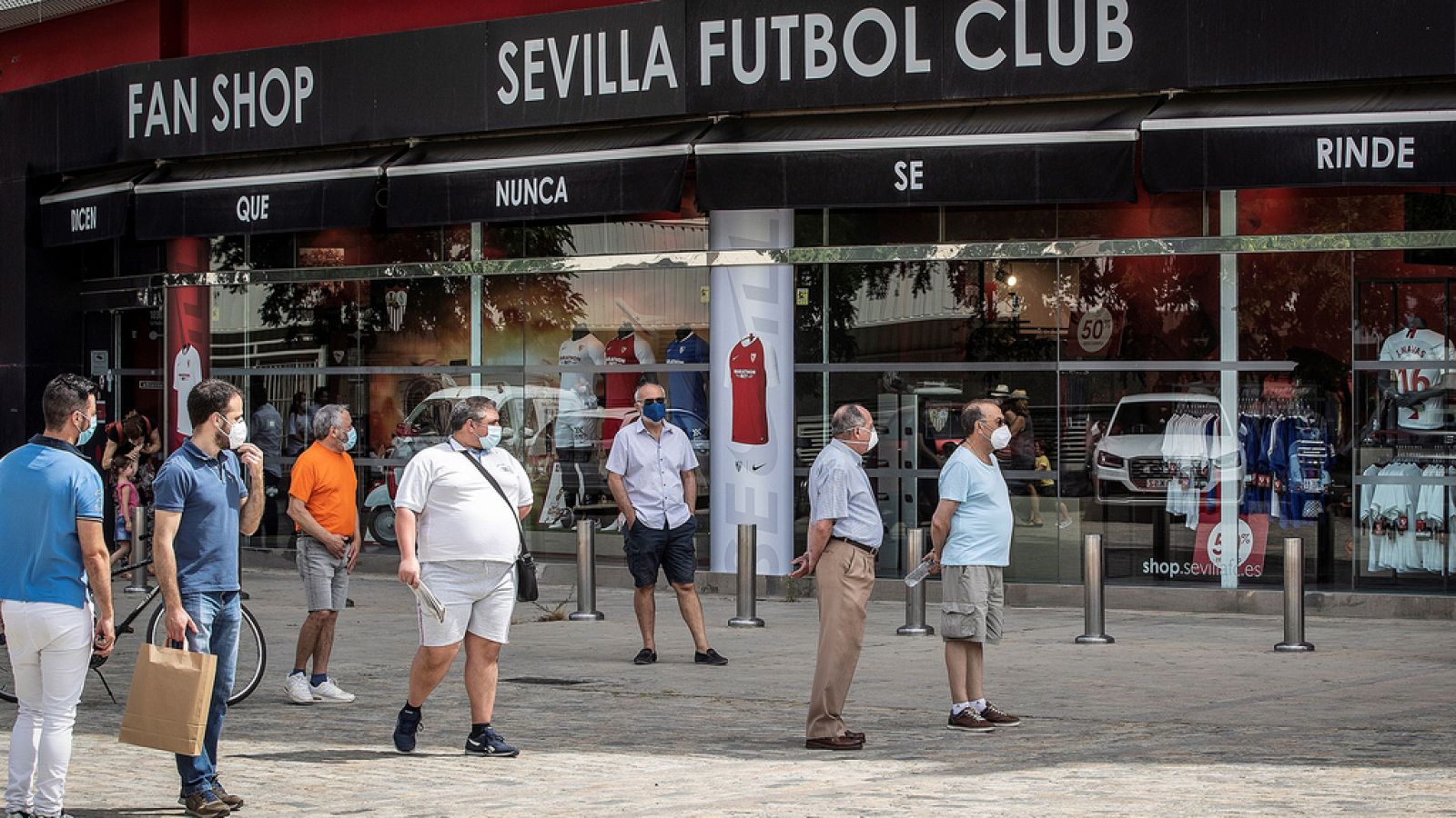 LaLiga | Bares y hoteles de Sevilla se adaptan al derbi - La mañana | Ver