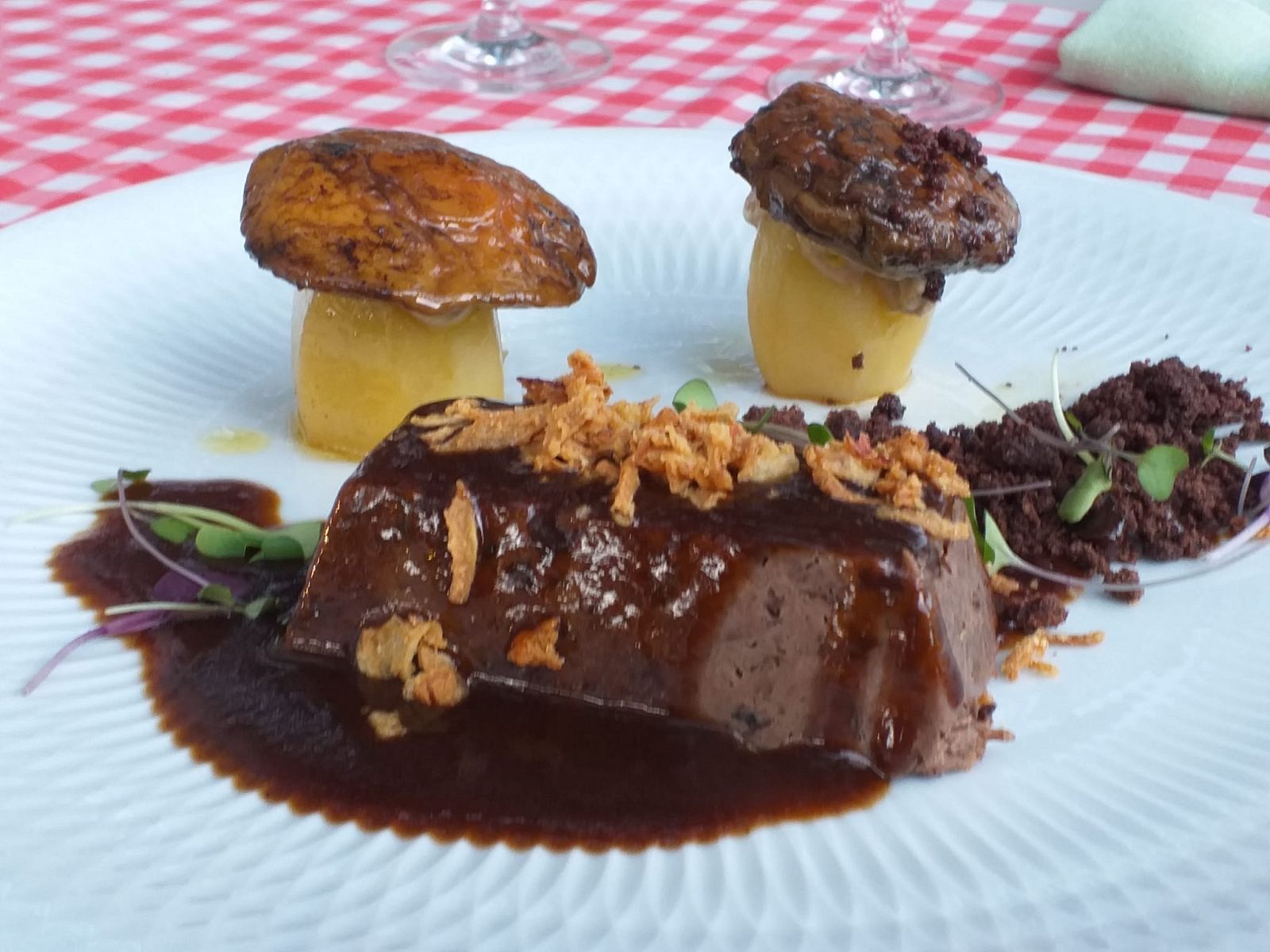 Receta lingotes de carrillera de ternera con boletus | Ver