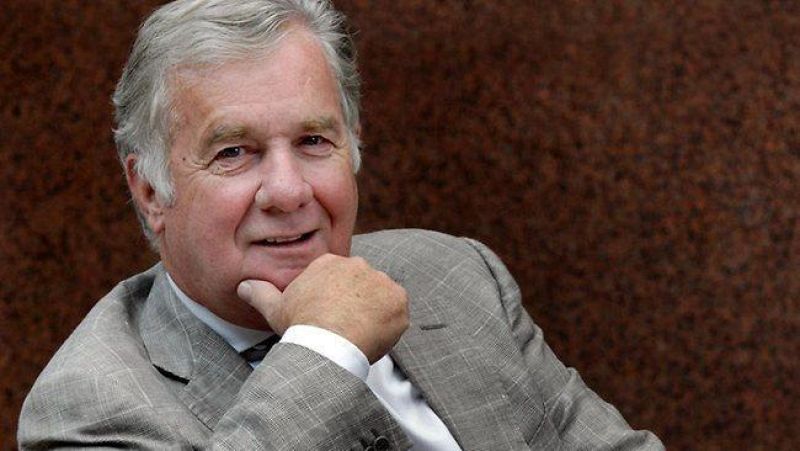 El dueño del Mitchelton Scott desmiente la venta a Manuela Fundación y asegura que aún negocia con otros compradores