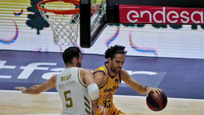 El Madrid cumple ante el Gran Canaria y lidera el grupo por delante de Valencia y Burgos