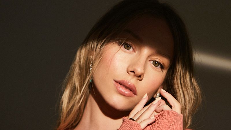 Ester Expósito sobre su adolescencia: "Tuve mucha ansiedad, odiaba los estudios y me aburría todo el rato"