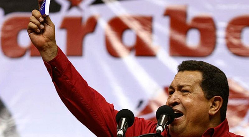 Chávez someterá a referéndum la enmienda constitucional para presentarse a la reelección