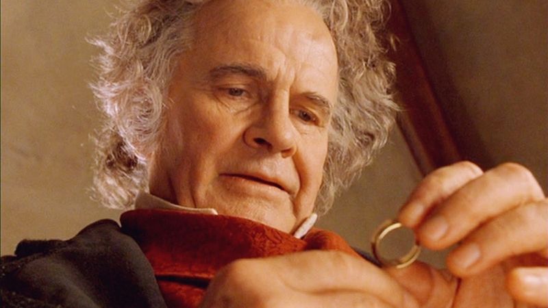 Muere Ian Holm, el inolvidable Bilbo Bolsón de 'El señor  de los anillos'