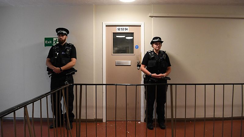 Tres muertos en un apuñalamiento masivo en la ciudad inglesa de Reading en un acto terrorista