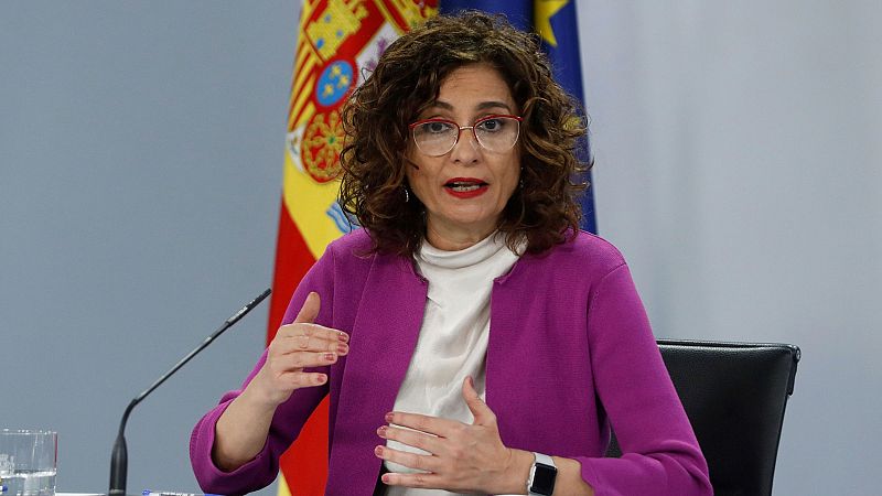 El Gobierno pide al PP "lealtad" y le acusa de trabajar en contra de los intereses de España en Europa