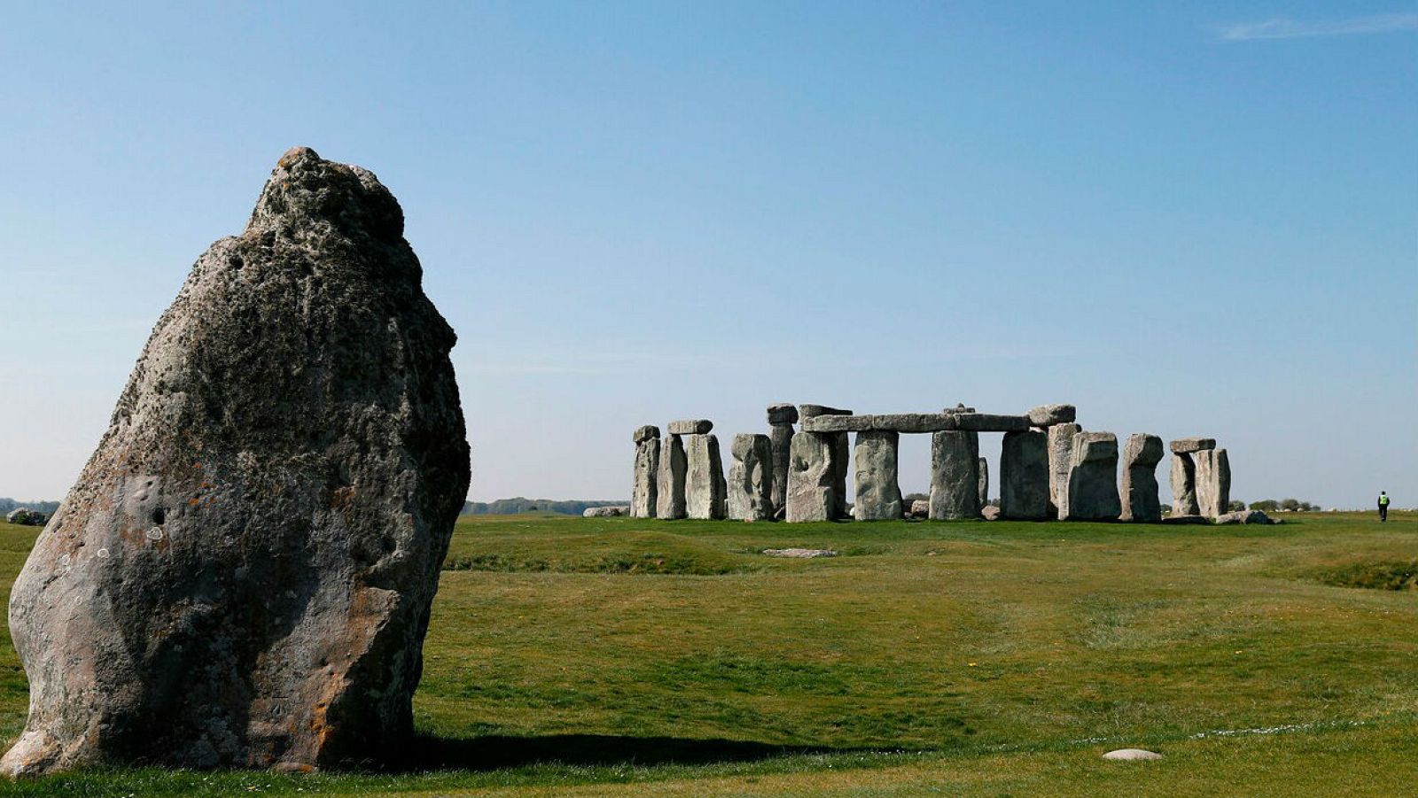 Arqueólogos descubren un anillo prehistórico cerca de Stonehenge - RTVE.es | Ver