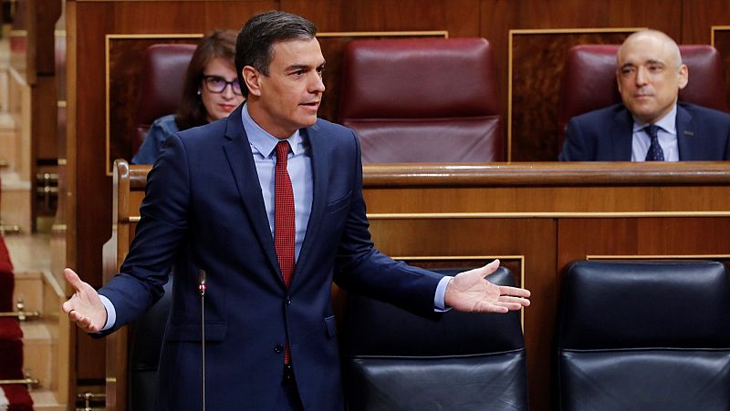 Sánchez pide a Casado unidad ante Bruselas y que retire su informe "ignominioso" contra la democracia española