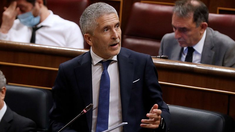 Duras críticas de PP, Vox y Cs a Marlaska, que salvará su reprobación con el apoyo de PNV y Unidas Podemos