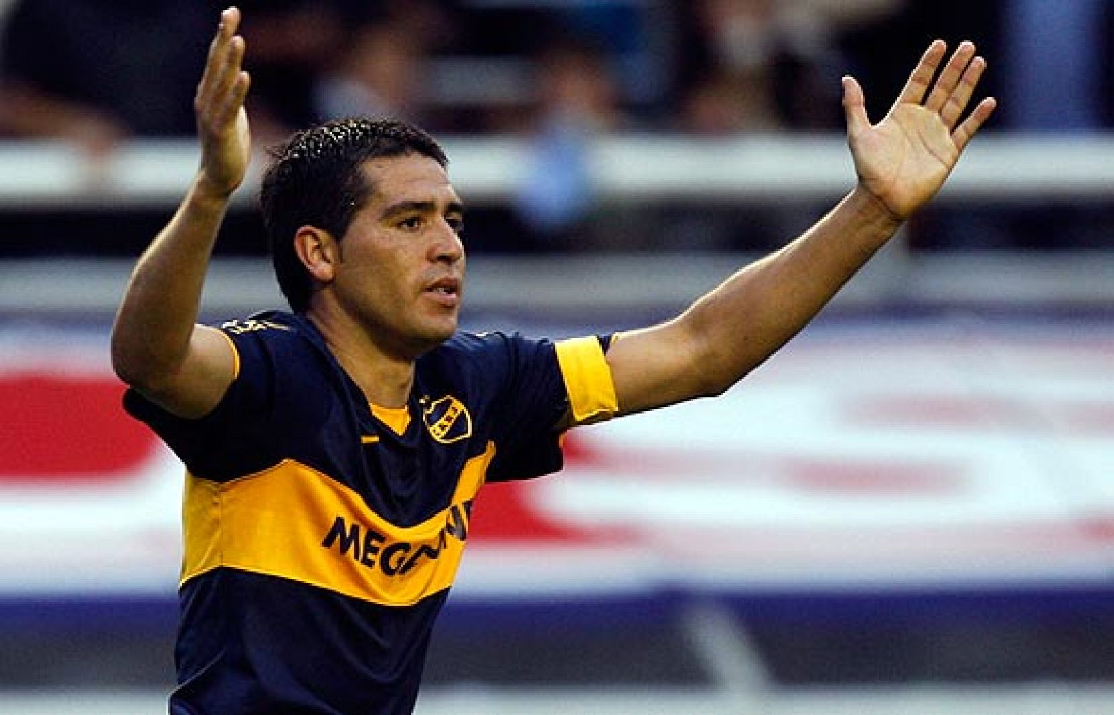 Riquelme monta la bronca con un hincha de Boca | Ver