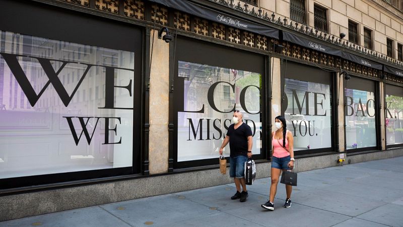 EE.UU. rompe su récord diario de contagios con 45.330 y roza los 2,5 millones