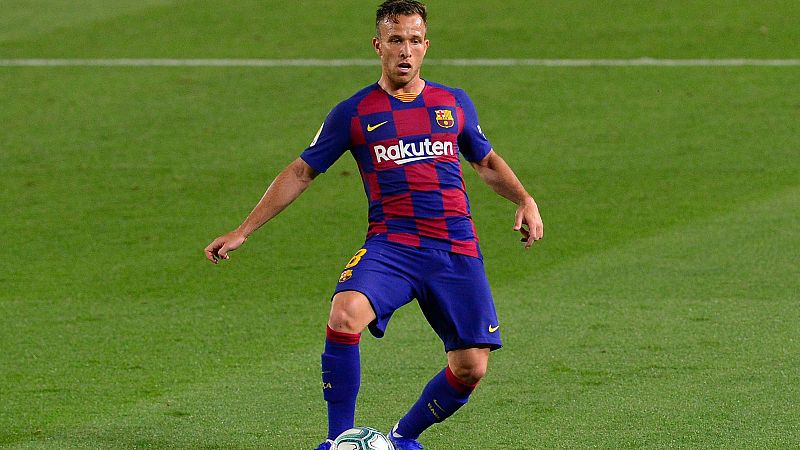 Arthur pasa revisión médica con la Juventus para cerrar el trueque con Pjanic