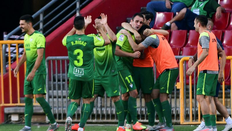 El Eibar vence en el campo del Granada con gol y asistencia de Kike García