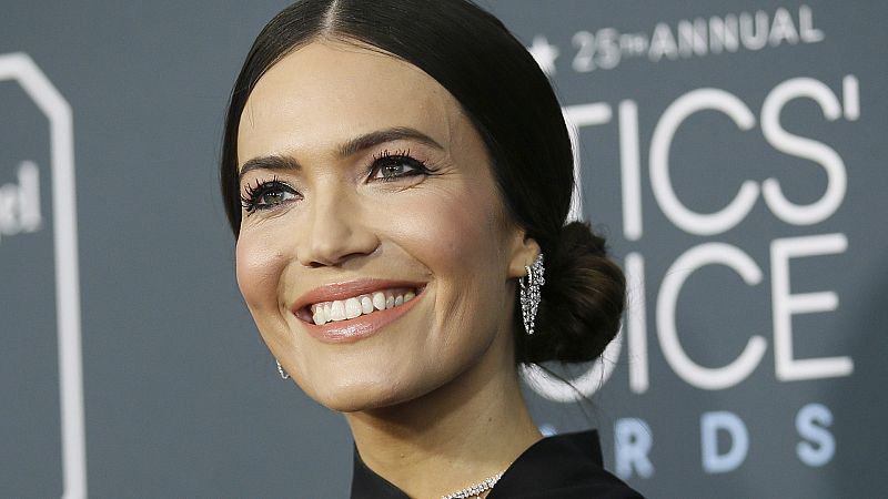 Qué fue de Mandy Moore: de icono adolescente en los 90 a rostro de un drama en 'This is us'