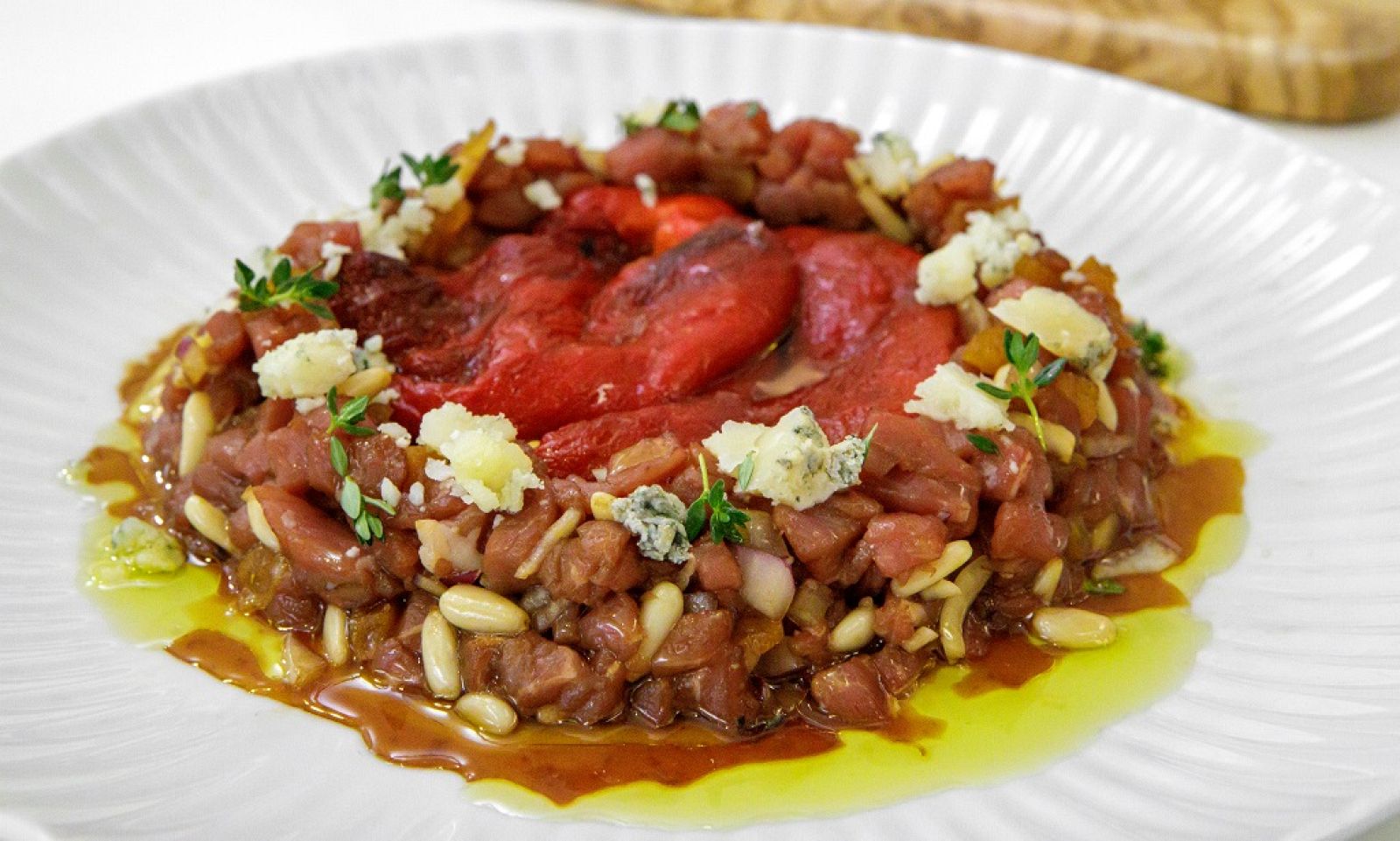 Tartar de ternera con queso azul | Ver
