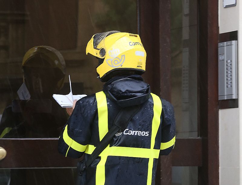 Casi el 3% de los electores gallegos pide emitir su voto por correo, un máximo histórico