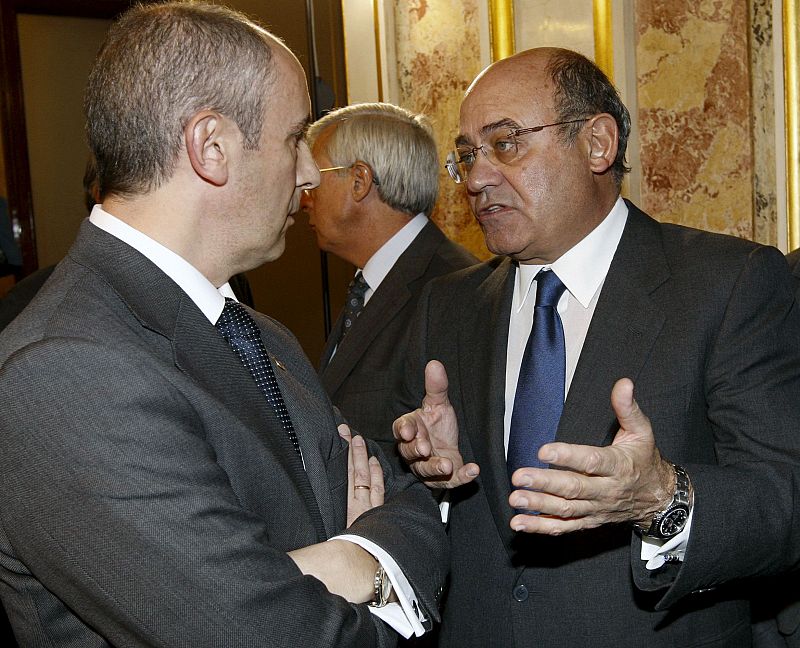 Díaz Ferrán pide que los partidos desalojen a ANV de los Ayuntamientos que gobierna