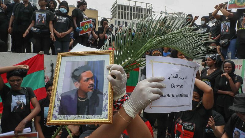 Aumentan a 156 los muertos en las protestas tras la muerte de un popular cantante en Etiopía