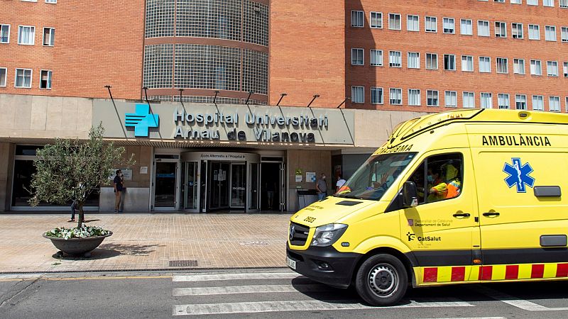 La población barcelonesa de L'Hospitalet registra un brote con más de cien casos de COVID-19