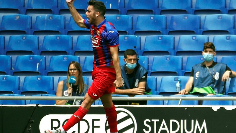 El Eibar vence en el campo de un descendido Espanyol con doblete de Edu Expósito