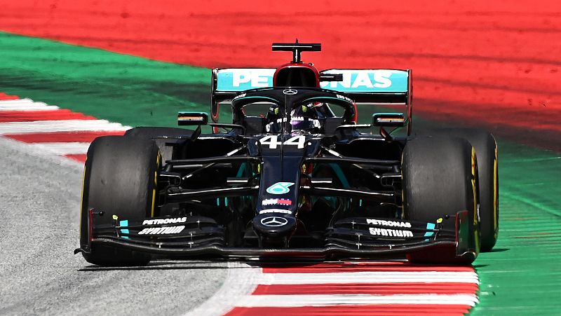 Hamilton gana un GP de Estiria en el que Sainz fue noveno