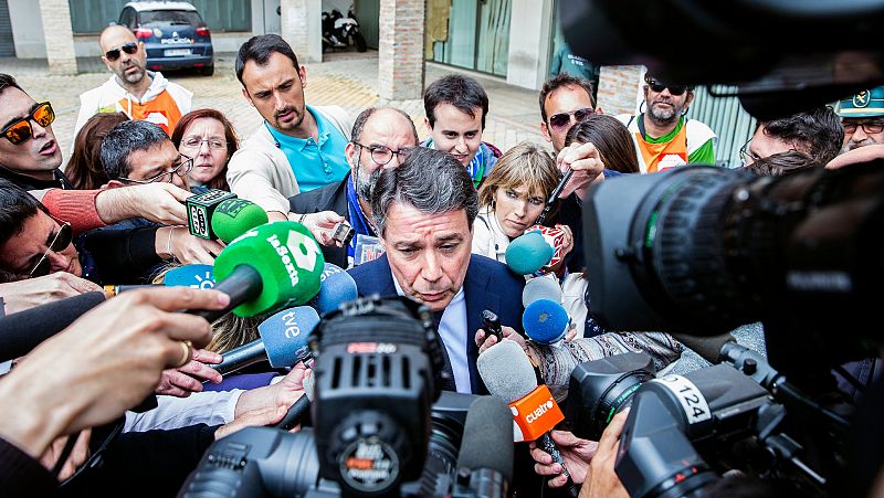 El juez archiva el caso del ático de Ignacio González en Marbella al dar  la instrucción por "agotada"