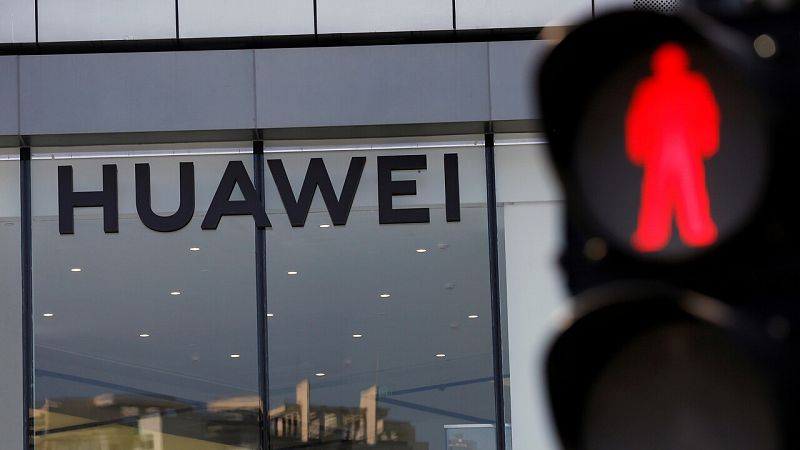 Estados Unidos impondrá restricciones de visados para los empleados de Huawei