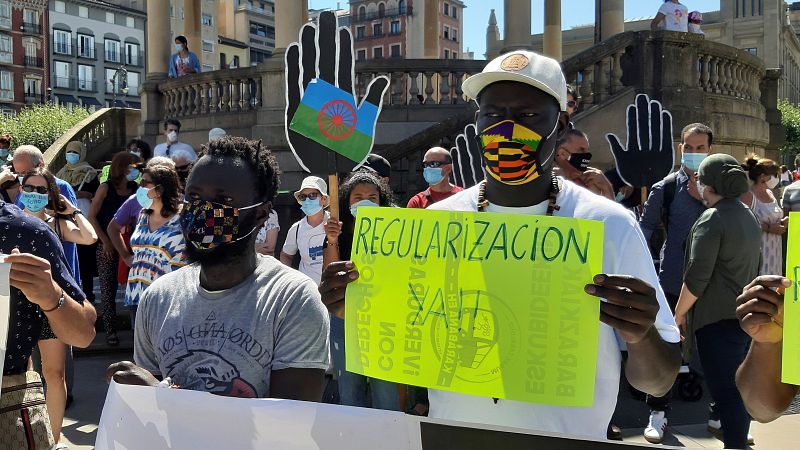 El Defensor del Pueblo pide terminar con la "situacin de degradacin" que viven los temporeros