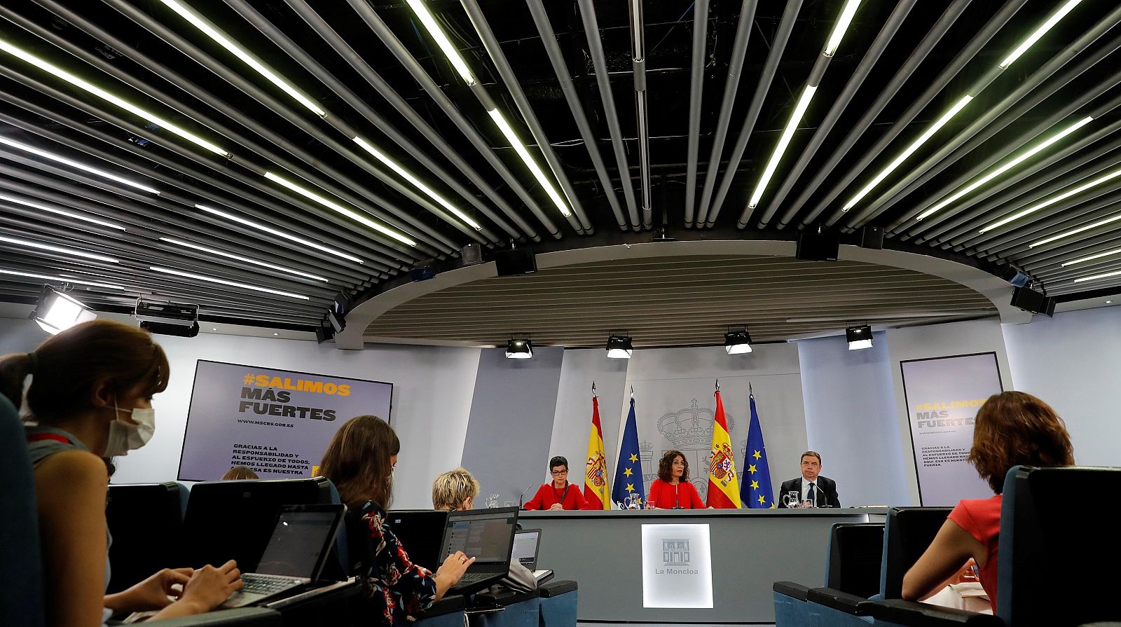 El Gobierno aprueba un importante paquete de medidas para ayudar a las grandes empresas | Ver