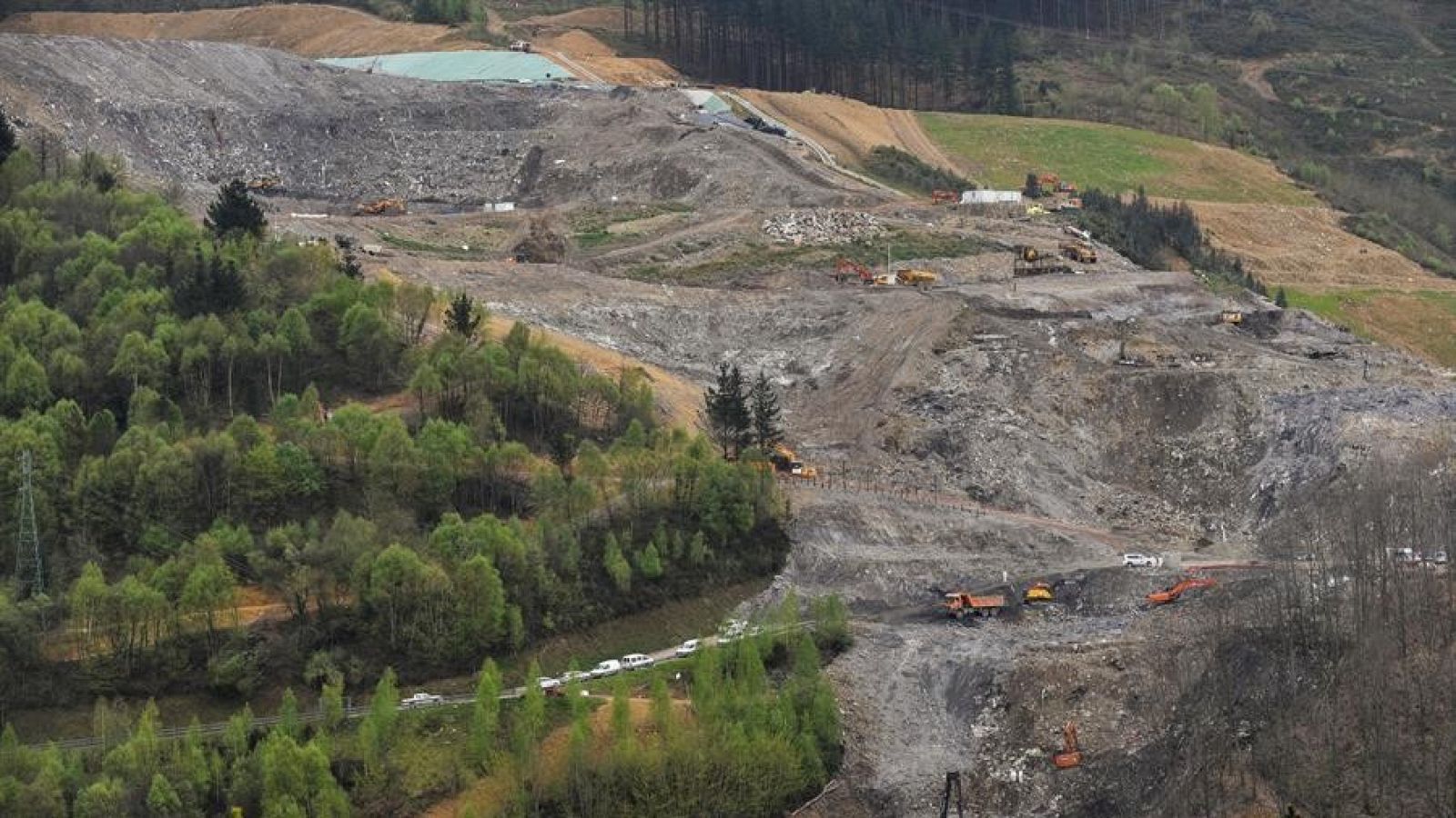 Detenidos tres directivos por el derrumbe del vertedero de Zaldibar