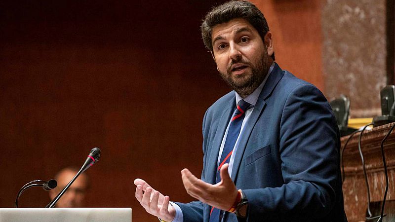 El presidente de Murcia culpa de los brotes en la región al "nulo control en Barajas"