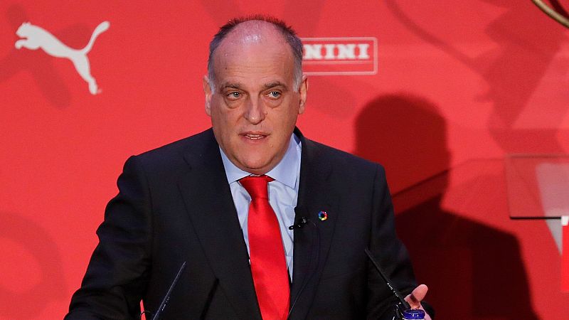 Tebas: "Si a alguien hubiera que cortar la cabeza es a mí, no al Fuenlabrada"