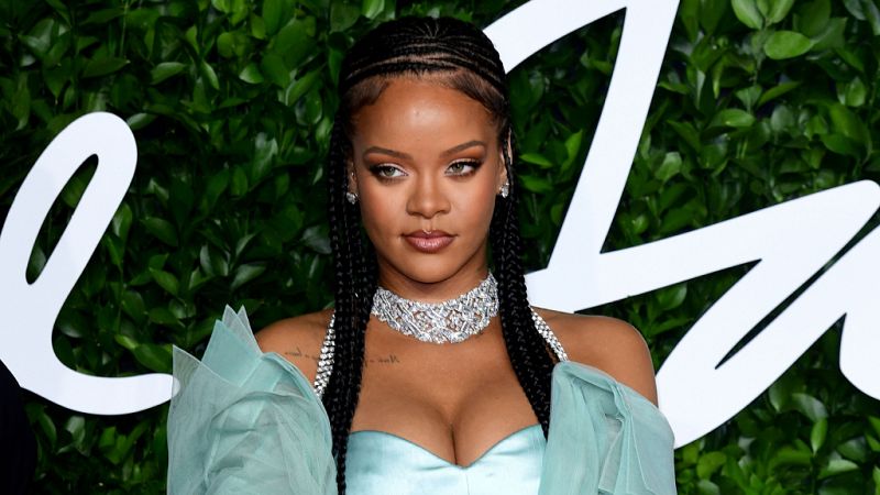 Rihanna aclara los rumores sobre 'R9' y su periodo alejada de los escenarios: "La música sigue siendo mi primer amor"