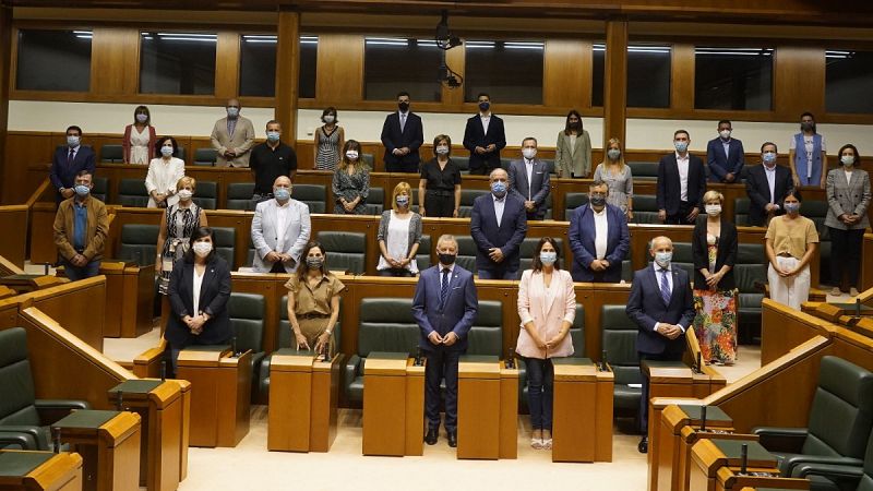 PNV, PSE y Podemos pactan la Mesa del Parlamento vasco, en la que ocuparán cuatro puestos y el otro será para EH-Bildu