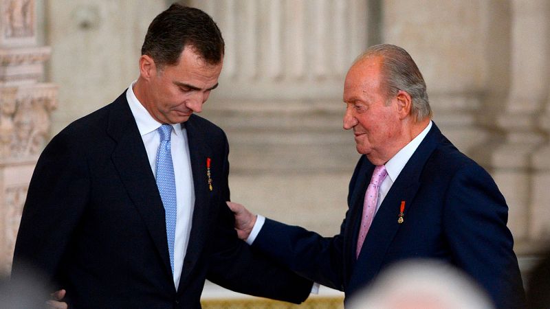 El Gobierno alaba el "sentido de la ejemplaridad" y "transparencia" que "siempre" han guiado a Felipe VI