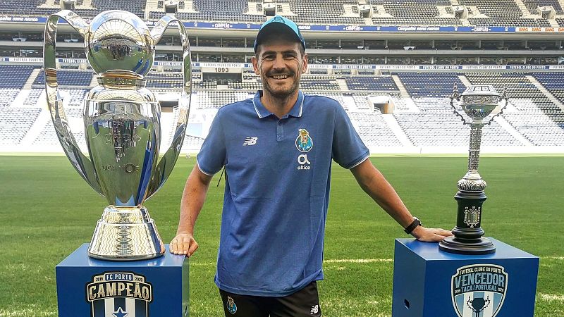Iker Casillas anuncia su retirada del fútbol