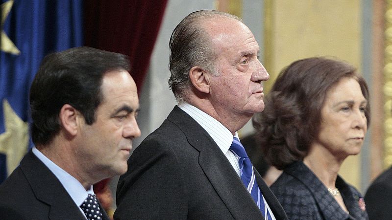 José Bono, sobre las polémicas de Juan Carlos I: "A Podemos se le ha aparecido la Virgen en forma de Corinna"