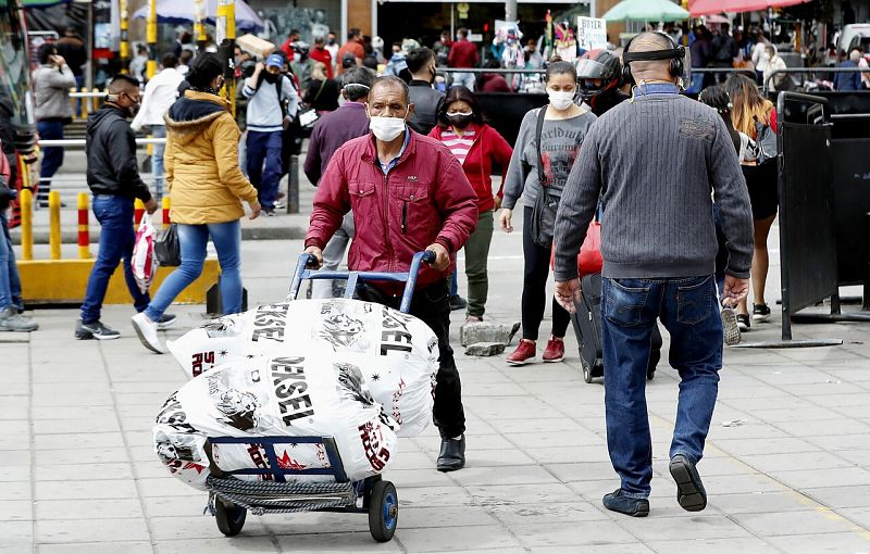 Colombia pasa de los 400.000 casos de coronavirus con récord de 12.830 contagios en 24 horas