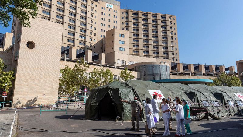 Sociedades médicas alertan de la "alta probabilidad" de un nuevo colapso del sistema sanitario