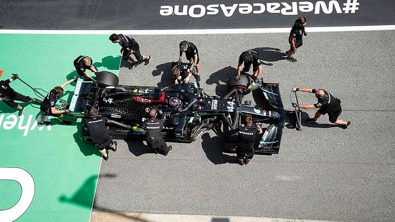 Hamilton y Bottas saldrán los primeros en Montmeló; Sainz, séptimo