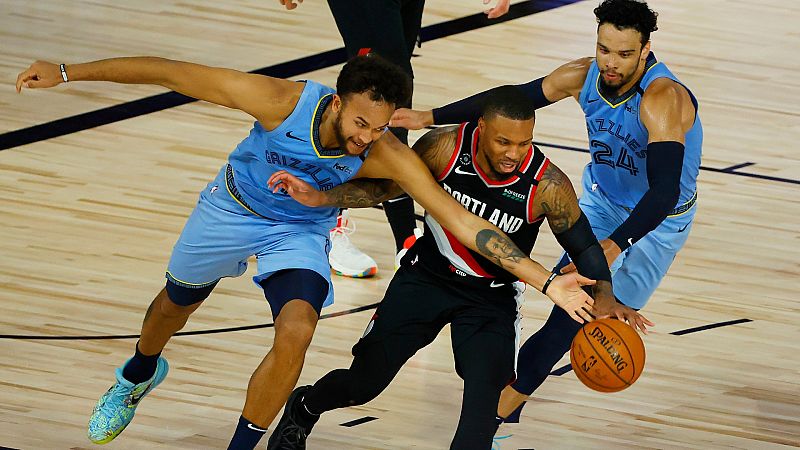 Portland gana una ajustada repesca y se cita en 'playoffs' con los Lakers