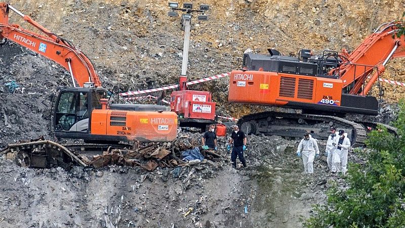 Hallan restos humanos en el vertedero de Zaldibar donde quedaron sepultados dos trabajadores