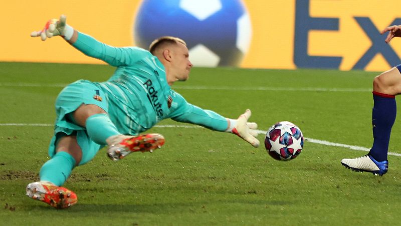 Ter Stegen será operado de la rodilla derecha