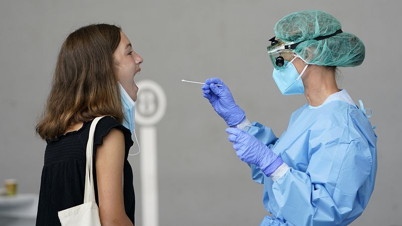 A la caza de los asintomáticos: ¿son útiles los test masivos?