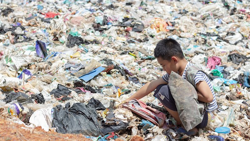 La pandemia puede llevar a 100 millones de personas a la extrema pobreza, según el presidente del Banco Mundial