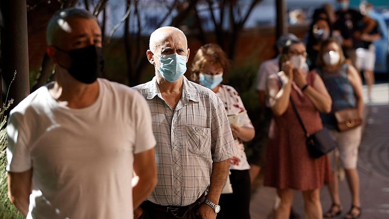 Precariedad laboral y falta de recursos: la brecha socioeconómica dispara la transmisión del coronavirus