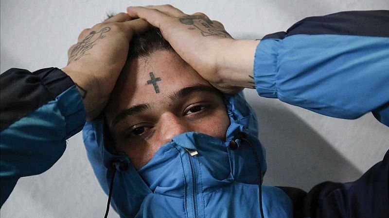 ¿Vuelve Cecilio G a la música? El trapero revoluciona las redes sociales al publicar lo que parece la portada de un supuesto nuevo trabajo