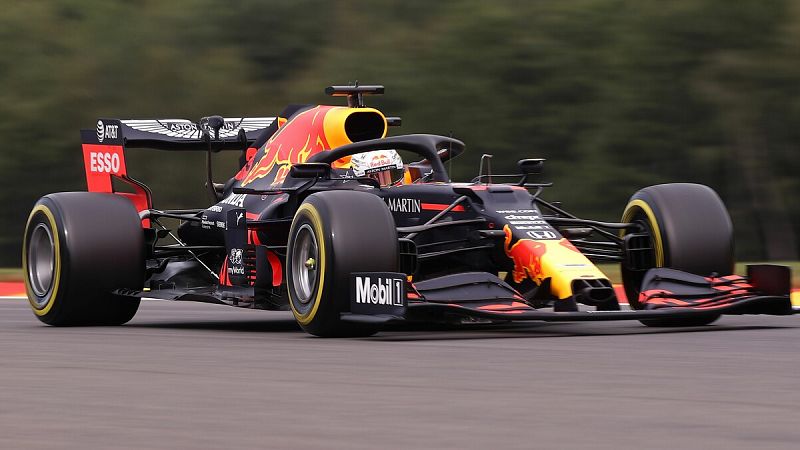 Verstappen domina el segundo libre en Spa; Sainz, noveno